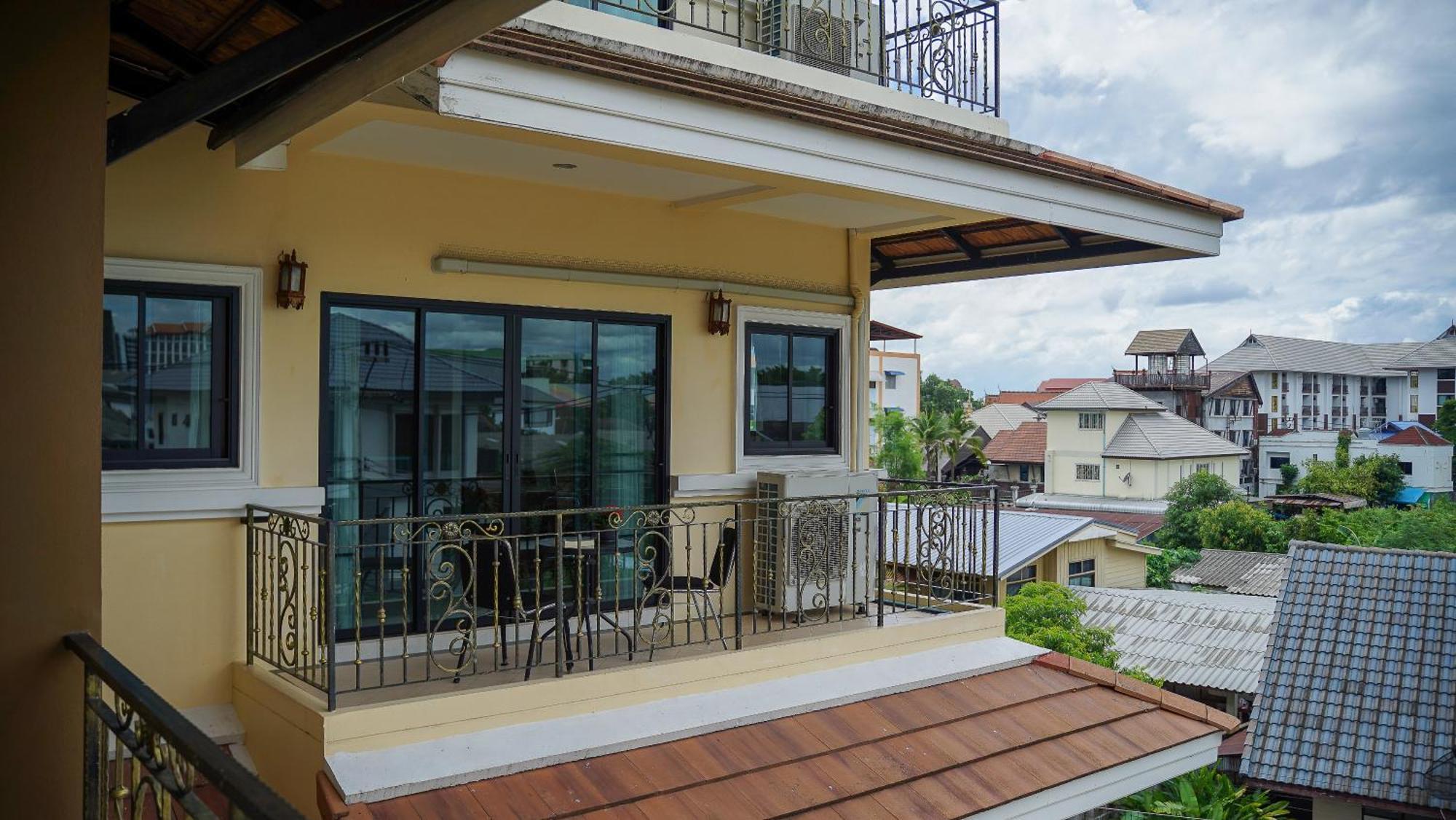 Laph Kham House Appart hôtel Chiang Mai